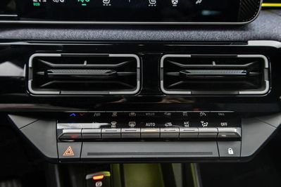 Renault 5 Comfort Range Techno