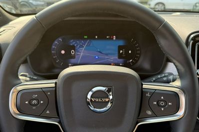 Volvo XC40 B3 Ultimate Dark