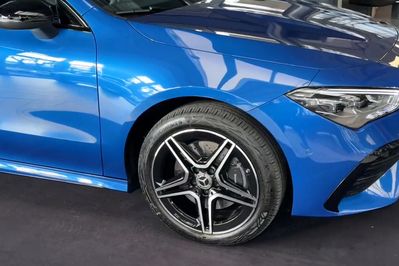 Mercedes CLA 250 4-Matic AMG Line Shooting Brake