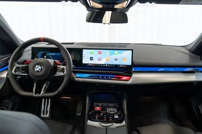 BMW Seria 5 M5
