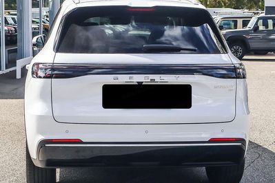 Geely Starray EM-i 1.5 PHEV Max +