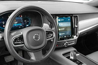 Volvo S90 D5 AWD Momentum