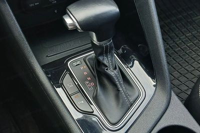 Kia Niro 1.6 GDI Hybrid  Business Line