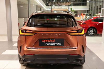 Lexus NX 450h+ Omotenashi AWD