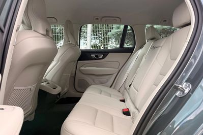 Volvo V60 B4 B Plus Bright aut