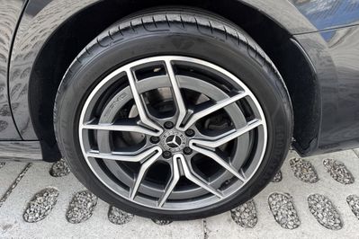 Mercedes E Klasa 220 d 4-Matic AMG