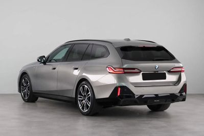BMW Seria 5 Touring 520d xDrive M Sport