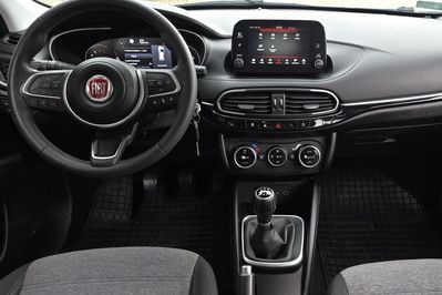 Fiat Tipo 1.0 Cross