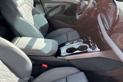 Audi A6 TDI quattro S line Avant