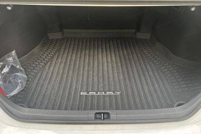 Toyota Camry Executive 2.5 Hybrid  CVT