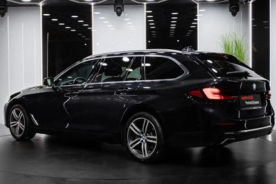 BMW Seria 5 Touring 520d Luxury Line