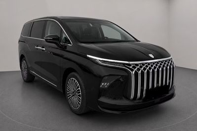 Forthing V-Tour 1.5 PHEV E-CVT