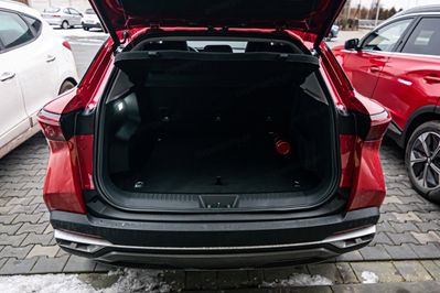 Omoda 5 1.5 T-GDI Hybrid Premium DHT