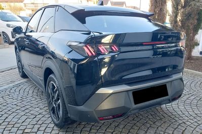 Peugeot 3008 Business e-DCS6 1.2 PureTech mHEV