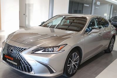 Lexus ES 300h Business Edition