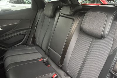 Peugeot 3008 Allure Pack 1.2 PureTech EAT8