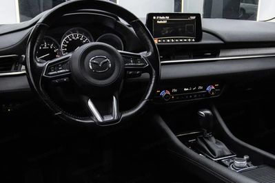 Mazda 6 Center-Line