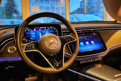 Mercedes Klasa E 200 4-Matic Avantgarde 9G-Tronic