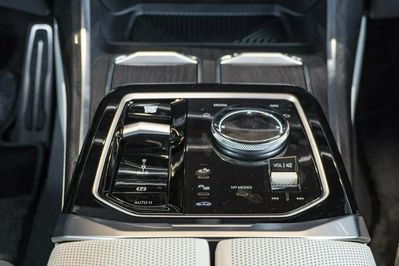 BMW Seria 7 740d xDrive M Sport