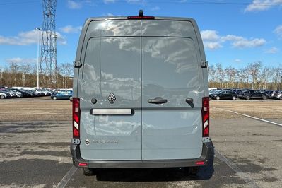 Renault Master L2H2 Extra AT9