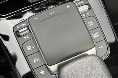 Mercedes Klasa A 180 AMG Line 7G-DCT