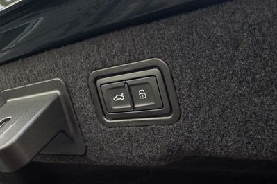 Audi A8 S8 TFSI mHEV Quattro Tiptr.