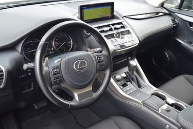 Lexus NX 300h