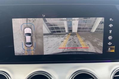 Mercedes E Klasa 220 d 4MATIC AMG Line