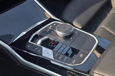 BMW Seria 3 318I Advantage