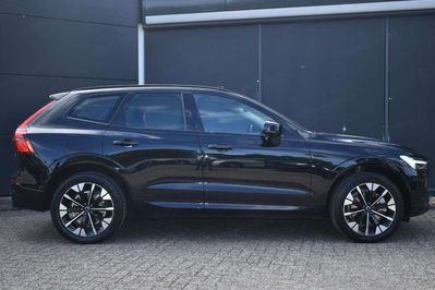 Volvo XC60 T8 Plug-In Hybrid AWD Ultra Dark