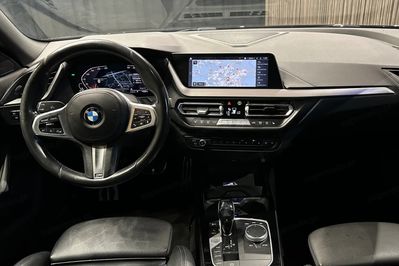 BMW Seria 2 218i M Sport