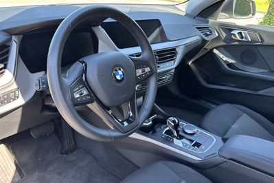 BMW Seria 1 118i Advantage aut