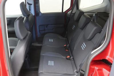 Ford Tourneo Courier Active A7
