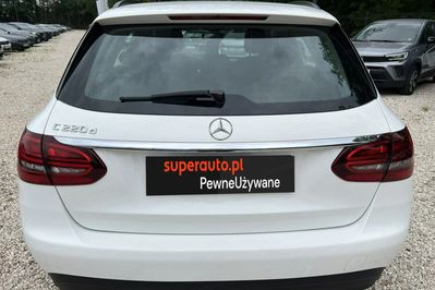 Mercedes Klasa C 220 d 9G-TRONIC