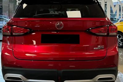 MG ZS 1.5 HEV+ Exclusive aut