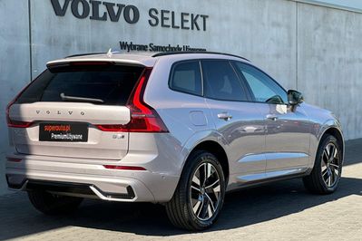 Volvo XC60 B5 B AWD Plus Dark aut
