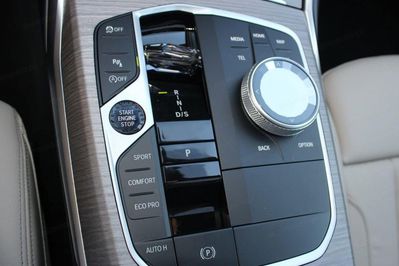 BMW Seria 3 330d xDrive M Sport