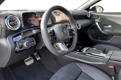 Mercedes CLA 200 AMG Line Shooting Brake