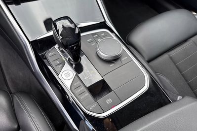 BMW Seria 3 320i