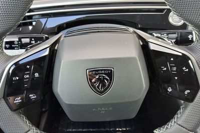 Peugeot 3008 GT 1.2 mHEV e-DCS6