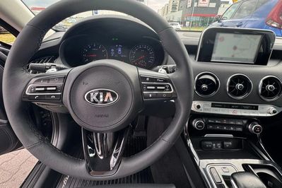 Kia Stinger 2.0 T-GDI L