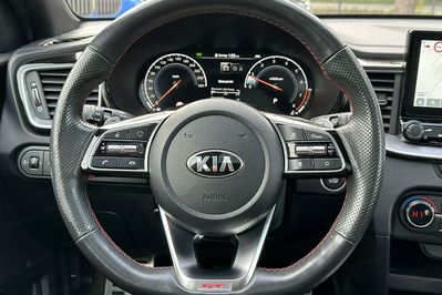 Kia Cee'd 1.6 t-Gdi DCT7 Opf Gt