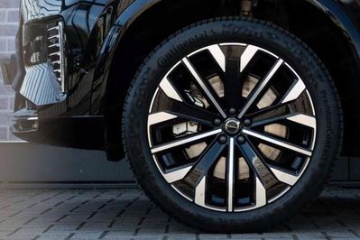 Volvo XC90 T8 AWD Plug-In Hybrid Plus Bright 7os