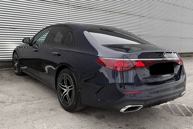 Mercedes Klasa E 300 de 4-Matic AMG