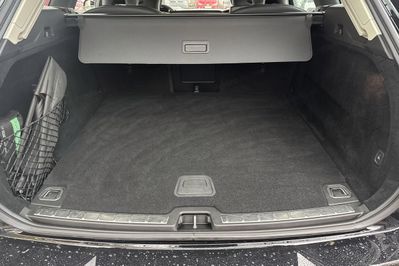 Volvo XC60 B4 B Plus Dark