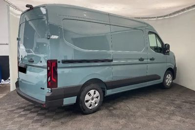 Renault Master L2H2 Extra AT9