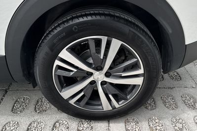 Peugeot 3008 Allure Pack 1.2 PureTech  S&S EAT8