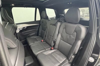 Volvo XC90 T8 AWD Plug-In Hybrid Ultra Dark 7os
