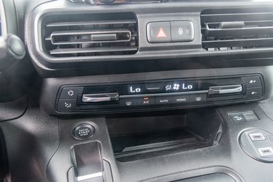 Citroen Berlingo XL L2H1 Max Kombi EAT8
