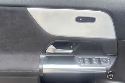 Mercedes GLA 220 4-Matic AMG Line